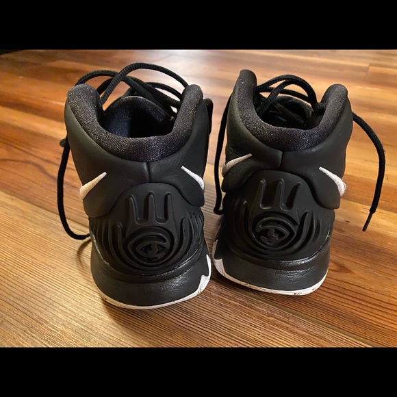 Nike Kylie 6 - Picture 2 of 4